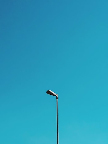 White Pedestal Lamp