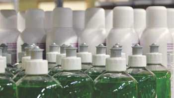 White Plastic Bottle Lot