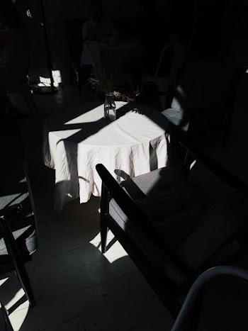 White Table Cloth