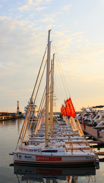White Yachts