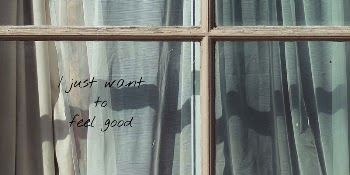 Window aesthetic Twitter post template, | Free Vector Template - rawpixel