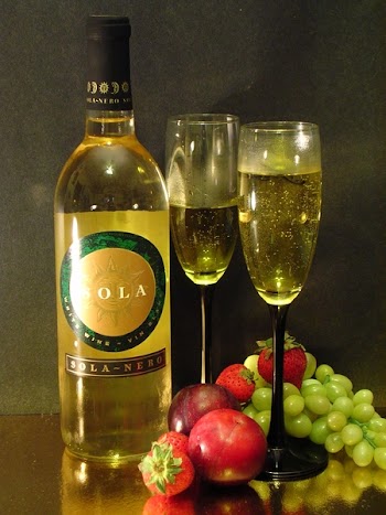 WineandFruit.jpg