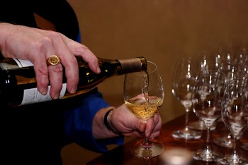 WinePour012007__1_.jpg