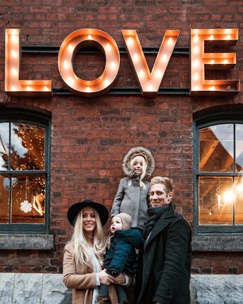 Winter Family Love