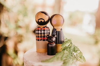 Woman and Man figurines