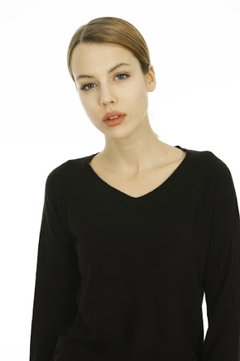 Woman in Black Long-sleeved Top
