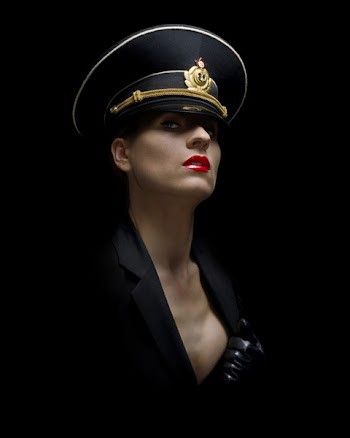 woman in fetish wear