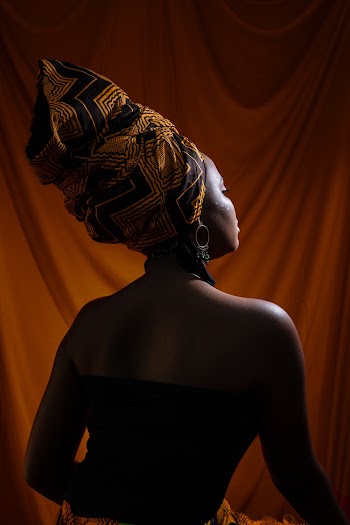 Woman on Focus Photography