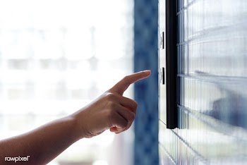 Woman pressing an elevator button | Free  photo - 2300071
