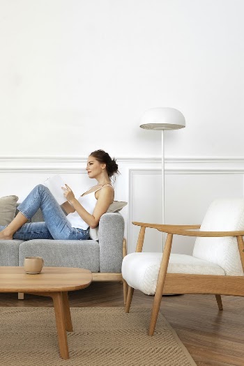 Woman reading a book in a minimal | Free Photo - rawpixel