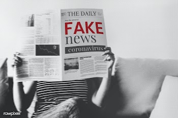 Woman reading coronavirus fake news from a newspaper during coronaviru.. | Free  photo - 2303297