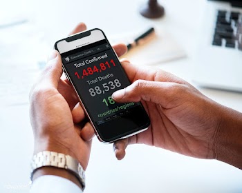 Woman reading the report of coronavirus cases from a phone mockup with.. | Free  photo - 2311610