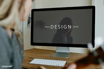 Woman using a computer screen mockup while playing ukulele during quar.. | Free  psd mockup - 2328120