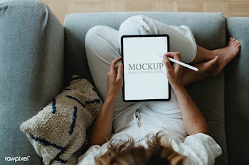 Woman using a stylus with a digital tablet mockup during coronavirus q.. | Free  psd mockup - 2308839