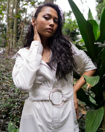 Woman Weairng White Dress