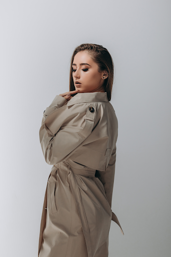 Woman wearing a trench-coat