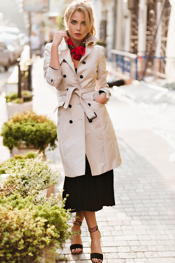 Woman wearing a trench-coat