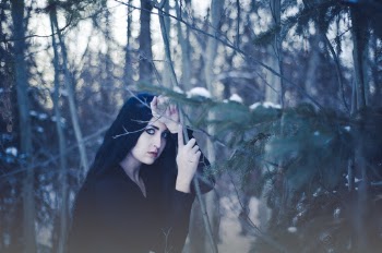 Woman Wearing Black Long Sleeve Shirt
