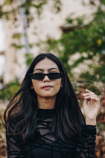 Woman Wearing Black Sunglasses