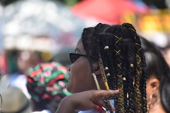 Woman Wearing Black Sunglasses