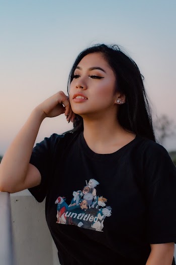 Woman Wearing Black T-shirt
