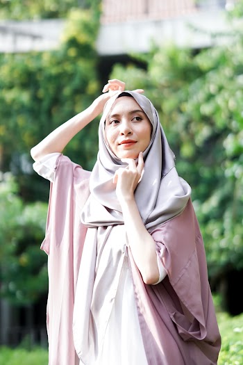 Woman Wearing Grey Hijab