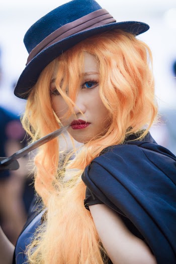 Woman Wearing Hat 