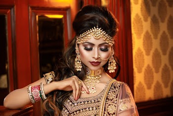 Woman Wearing Jewelries