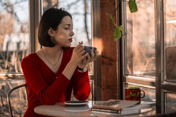 Woman Wearing Red V-neck Long-sleeved Shirt