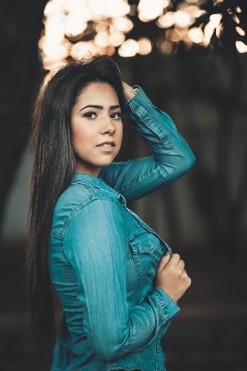 Woman Wearing Teal Long-sleeved Shirt
