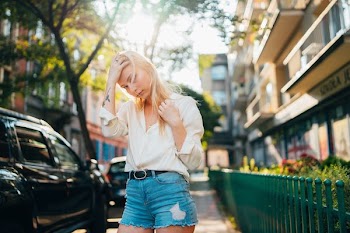 woman wearing white dress shirt
