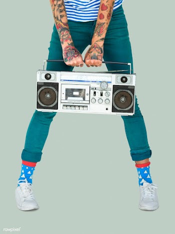 Woman with a boombox | Free stock psd mockup - 7132