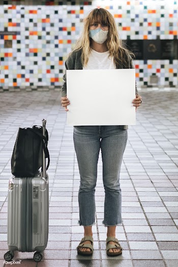Woman with a suitcase holding a blank paper during the coronavirus out.. | Free  transparent png - 2330006