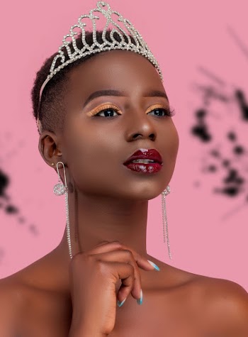 Woman With Silver-colored Tiara
