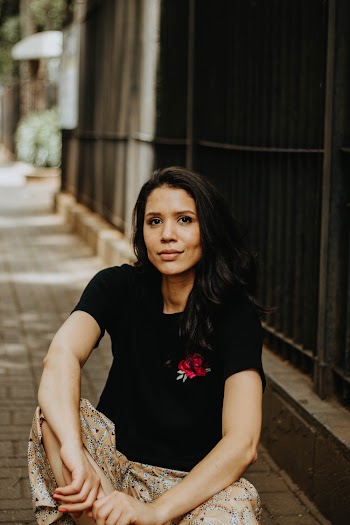 Women's Black Crew Neck Shirt