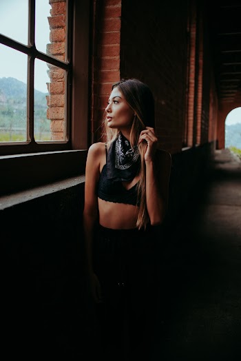 Women's Black Sleeveless Dress