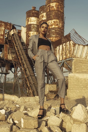 Women's Gray Pants