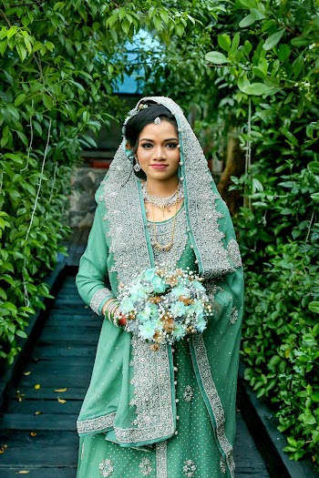Women's Green and White Floral Long Dress