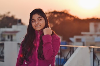 Women's Pink Zip-up Jacket
