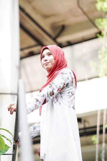 Women's White, Green, and Pink Floral Traditional Dress