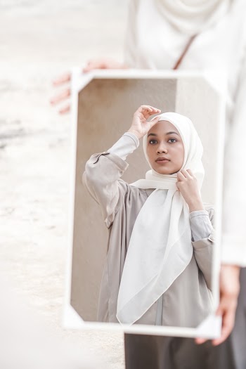 Women's White Hijab Veil