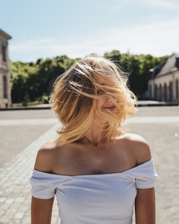 Women's White Off-shoulder Top