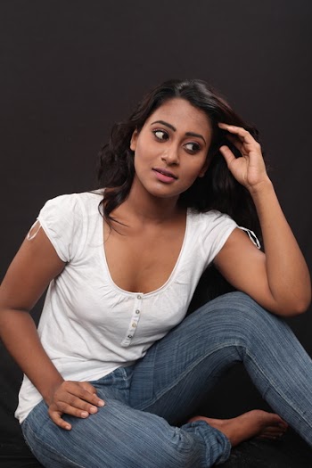 Women's White Scoop-neck T-shirt and Blue Jeans