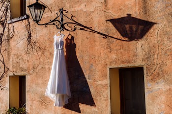 Women's White Sleeveless Dress