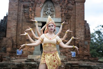Women Forming Hindu Deity