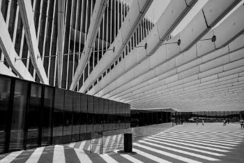wonderfull building designed by Aires Mateus, playing with the shadows.
EDP headquarters in Lisbon, Portugal