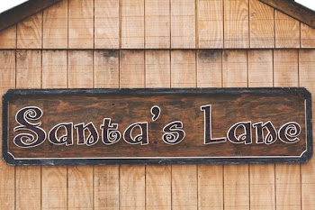 Wooden Sign Santas' Lane