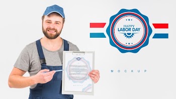 Worker holding clipboard mockup for labor day Free Psd