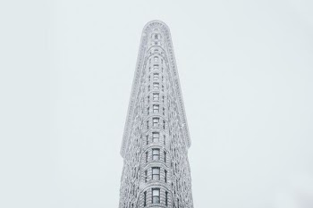 worm's eye view photo of Flatiron Building