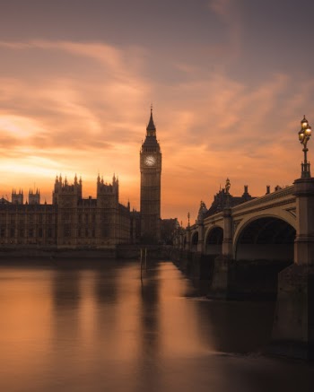 www.instagram.com/ablokecalledtom

A beautiful evening in Westminster, London.  Big Ben looking great!

If you’re using this image please consider following my Instagram in good faith.  Thank you Tom 
